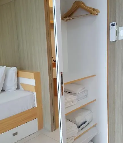 Breeze Residences By Cs Luxe *