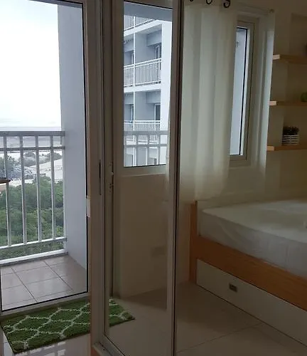 Breeze Residences By Cs Luxe Manila